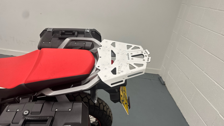 Honda Africa Twin CRF1000AHE (17MY)